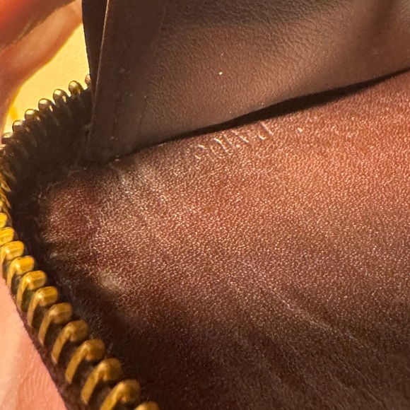 Louis Vuitton Brown Embossed printed monogram zipper round Wallet - Picture 10 of 16